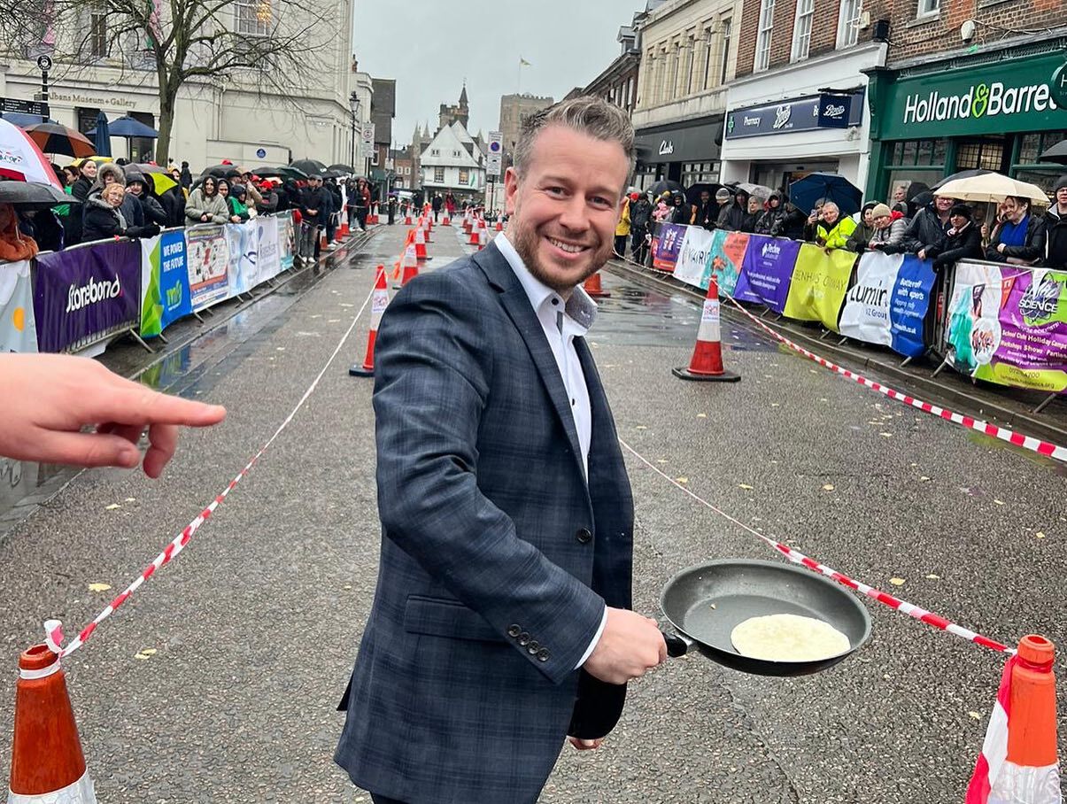 Pancake race 4