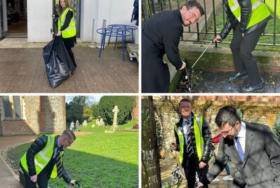 Estate agents litter piking outside