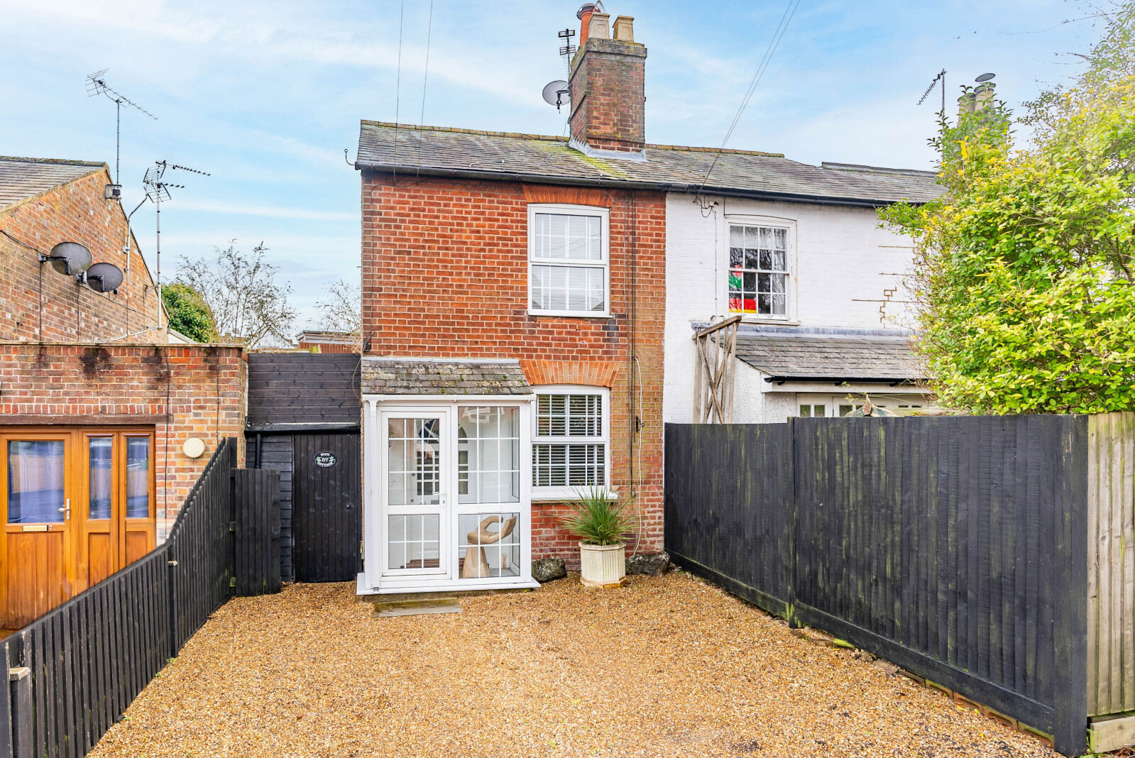 2 bedroom semi detached house for sale Brewhouse Hill, Wheathampstead, AL4, main image