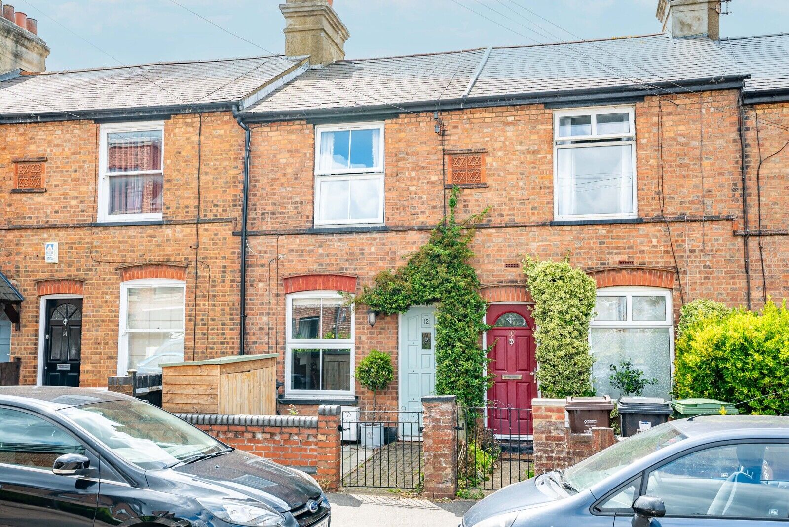 2 bedroom mid terraced house for sale Hedley Road, AL1, main image