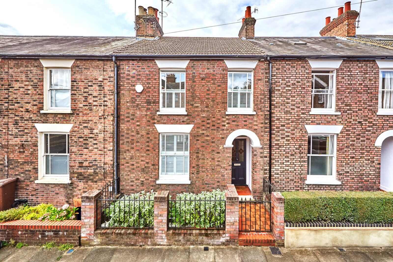4 bedroom mid terraced house for sale West View Road, St. Albans, AL3, main image