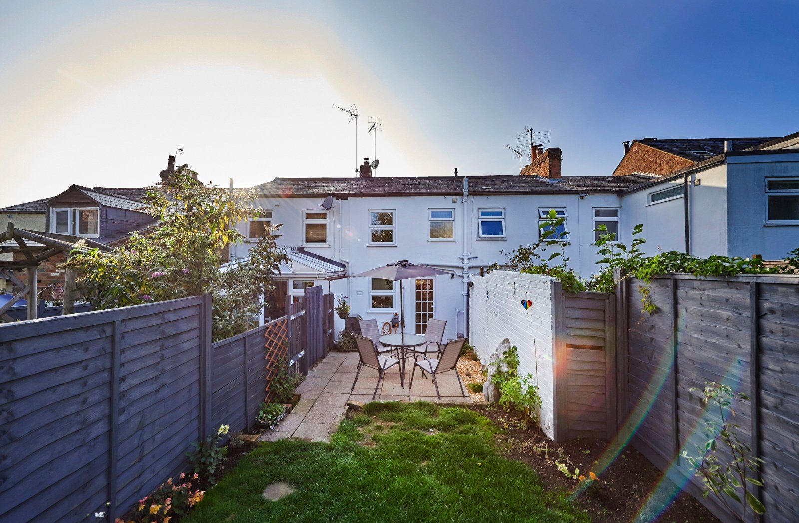 2 bedroom mid terraced house for sale College Place, St. Albans, AL3, main image