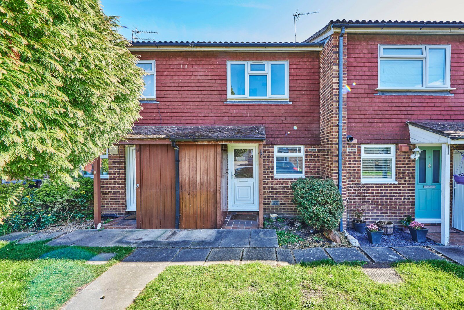 2 bedroom mid terraced house for sale Lambourn Chase, Radlett, WD7, main image
