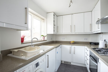 2 bedroom  flat to rent, Available from 23/01/2024